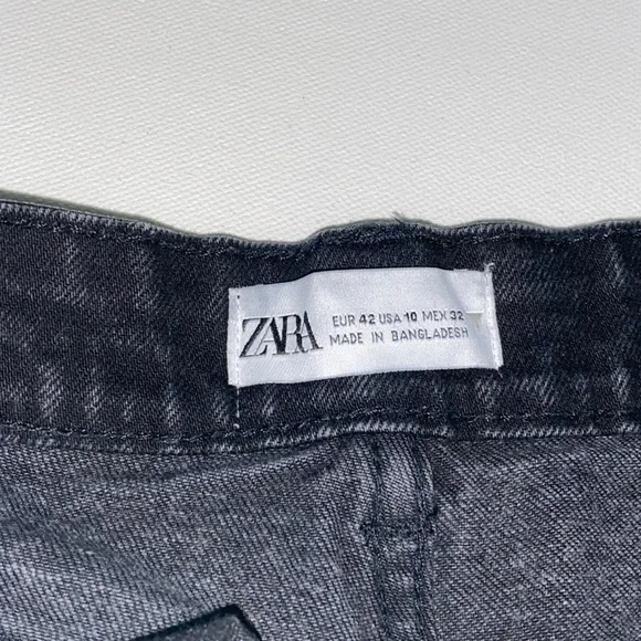 ZARA Black Jean Shorts - Picture 3 of 3